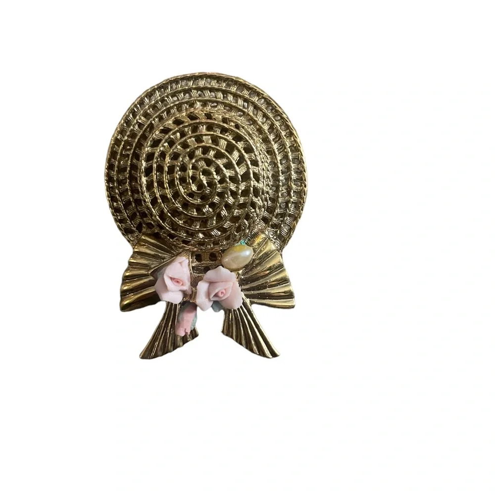 Vintage‎ Straw Hat Brooch